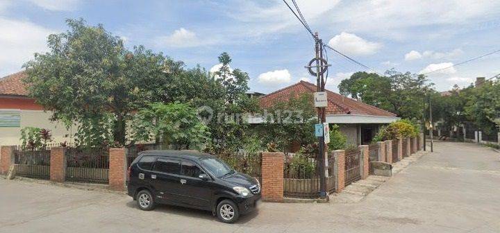 Rumah Asri Ada Taman Luas di Sukamenak Indah 1