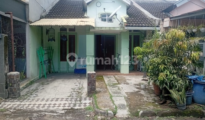 Rumah Kondisi Terawat Siap Huni di Rancamanyar Regency 1 1