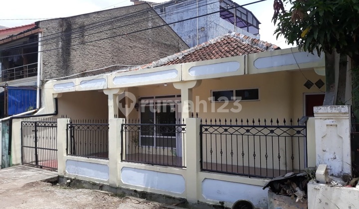 Rumah Siap Huni Dekat ke Pusat Perbelanjaan di Kota Baru Cibaduyut