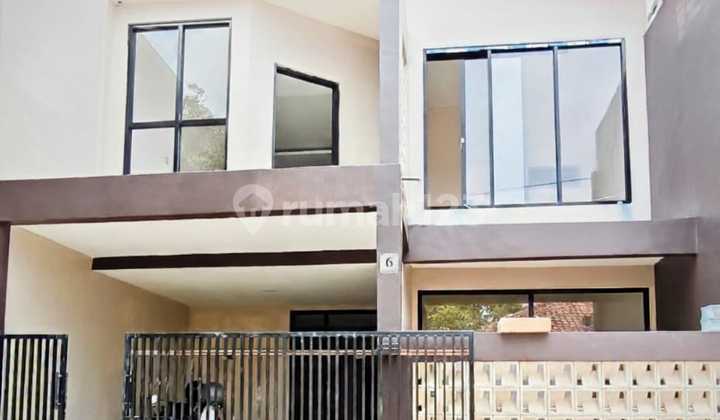 Rumah Modern Free Kitchen Set dan Smart Door Lock di Margahayu Raya (Ada 2 Unit)