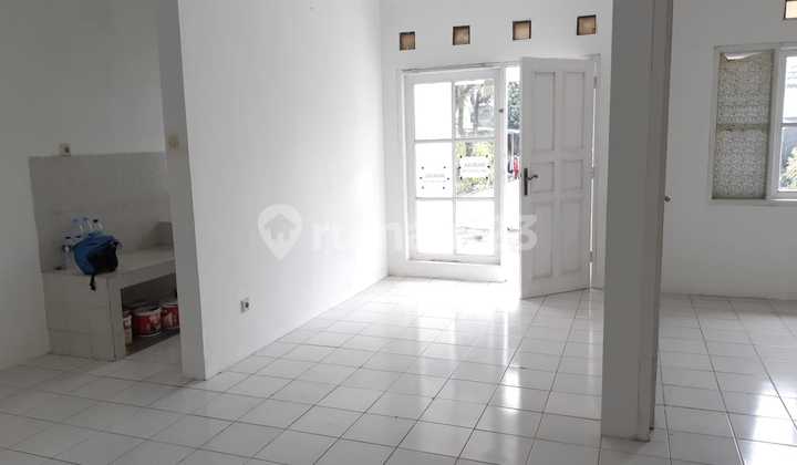 Strategic Location Ready-to-Occupy House in Rancamanyar Regency 1