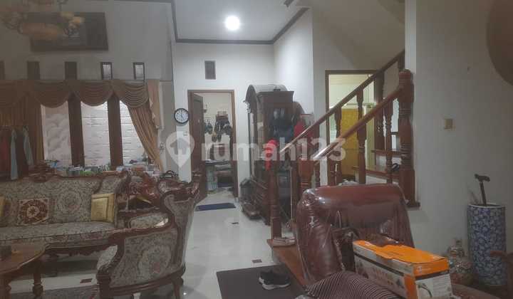 Hunian Luas Cocok untuk Keluarga Besar di Kopo Permai Hunian Luas Cocok untuk Keluarga Besar di Kopo Permai