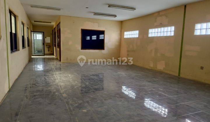 Gudang Di Karawaci Tangerang 1700 M2, Bagus, Dekat Pintu Tol, Ada Office 1