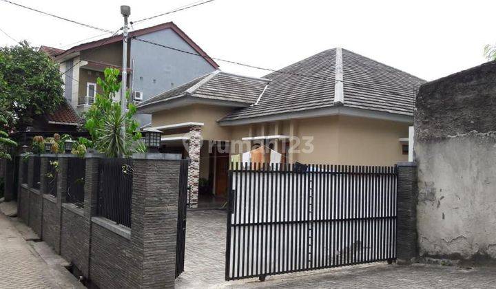 Di jual Rumah di ciledug raya tangerang semi furnished 7 M nego 1