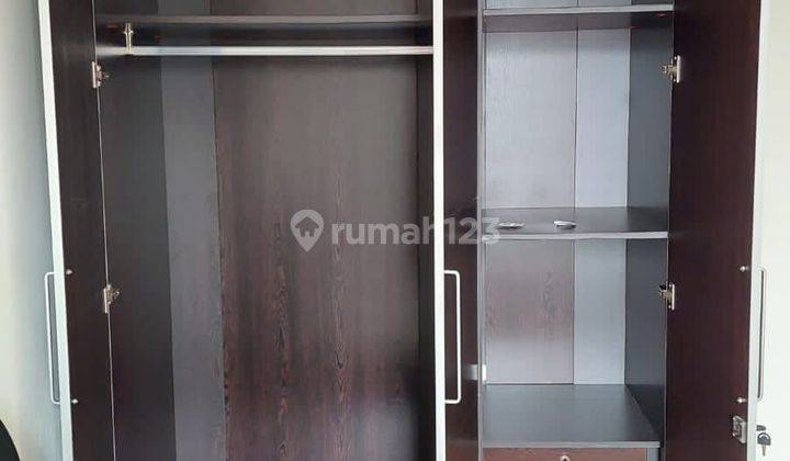 Rumah Kontrakan 2 Lantai Shm Posisi Strategis Di Jalan Besar, Furnished. Dekat Dengan Sekolah, Sport Club, Tempat Les, 2