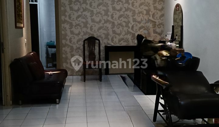 Quick Sale Good House in Semanan 5 Bedrooms 2