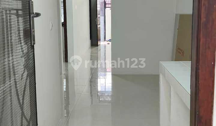 Rumah Bagus Baru Renovasi di Grogol