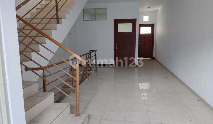 Rumah Di Kartini Hadap Timur 4 Lantai Harga 3.85 M 