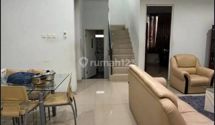 Di jual murah rumah baru renovasi di taman Surya, Ukuran 8x16 kt.4+1 km.4+1 Rumah di Jl. Taman Surya 2 Pegadungan, Kec.KaliDeres, Jakarta barat 2 Lantai SHM Sudah Renovasi Selatan 3