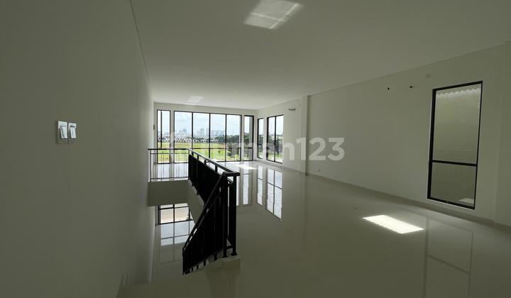 Disewakan Ruko Hampton Avenue Hoek Boulevard Lokasi Strategis