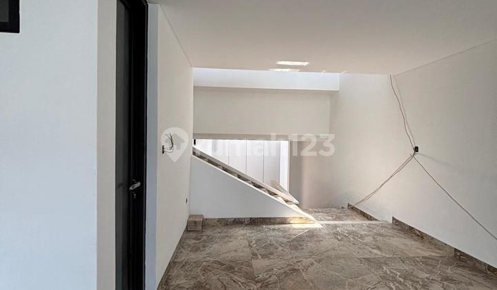 Dijual Rumah Foresta Bsd Full Granit Hoek Ada Attic Room 2