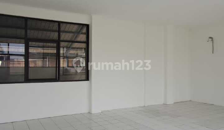 Warehouse & Office 2 Floors – Area 1,385m², 40ft Access, Jatiuwung Tangerang Warehouse & Office 2 Floors – Area 1,385m², 40ft Access, Jatiuwung Tangerang