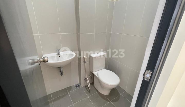 For Rent Hudson Shop House Gading Serpong Size 4.5X12 Free AC & CCTV 2