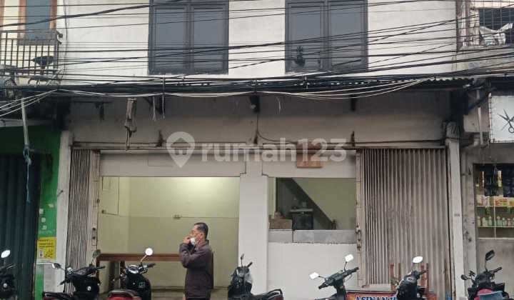 Dijual ruko 3 lantai utk usaha di daerah strategis tanahtinggi timur, Jkt Pus