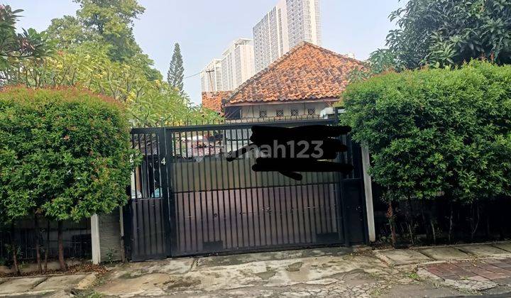 Dijual Rumah Tua Hitung Tanah di Daerah Kramat, Jakarta Pusat 1