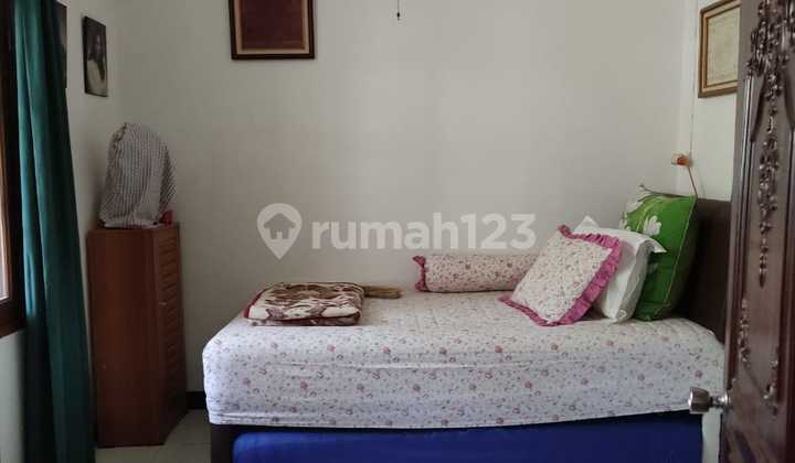 Dijual rumah tua terawat di Duren Sawit, jakarta Timur, bebas banjir 2