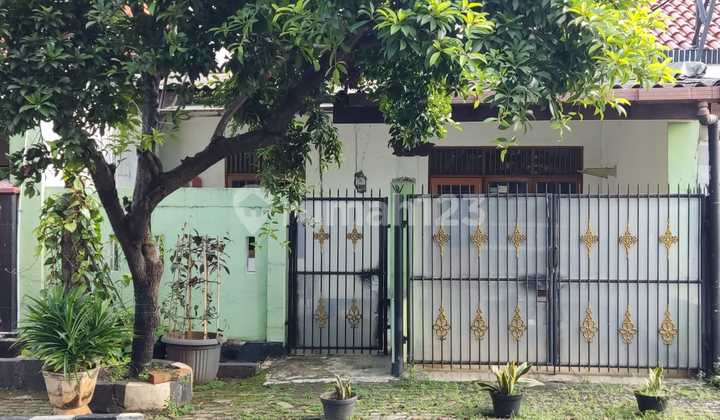 Dijual rumah tua terawat di Duren Sawit, jakarta Timur, bebas banjir 1