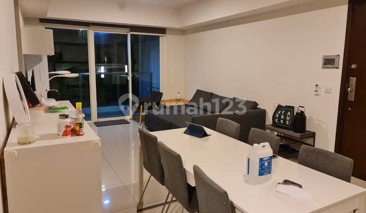 Disewakan dan dijual :Apt di The Kensington Suites ,2 BR, FF, Jakarta Utara 1
