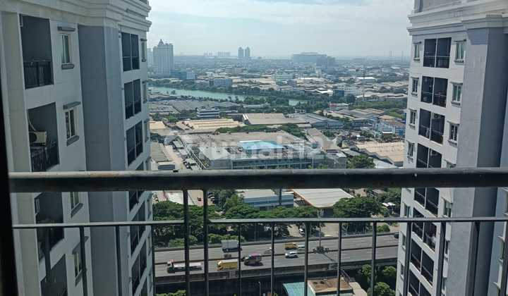 Dijual unit Cityhome tower Miami Bay - MOI lantai tinggi, furnish apa adanya, kelapa Gading, Jkt Utara