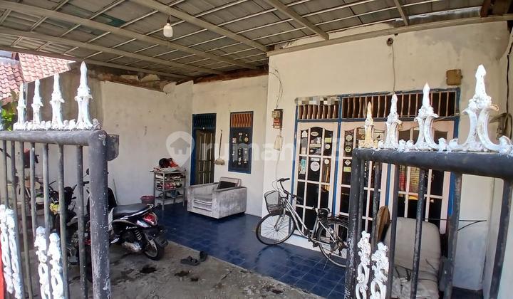 Pondok Serut Graha Raya Bintaro One-Story House Needs Renovation Land Only Calculated 2