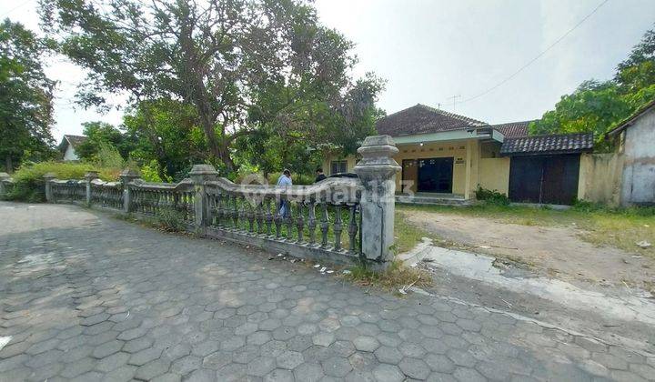 Tanah Nogotirto di Jl. Godean, Dekat Stasiun Tugu	 2