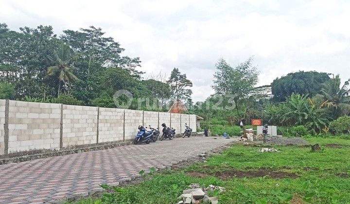 Tanah Dekat Kampus Ugm di Jl. Kaliurang KM 10, SHM Pekarangan