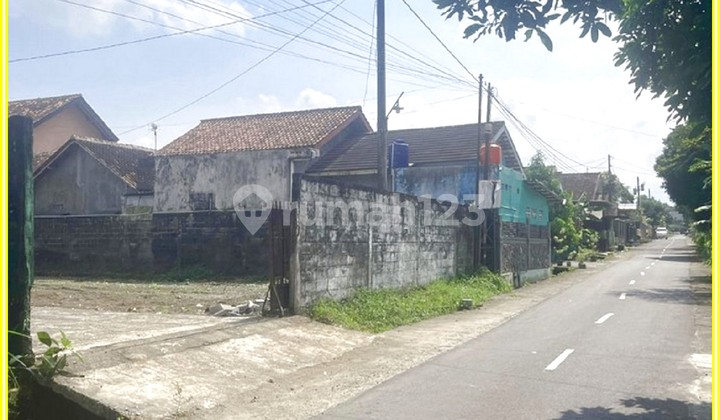 area Jl. Kaliurang Km 8, Dekat UGM, Tanah Sleman dijual