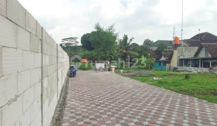 Tanah Dekat Kampus Ugm di Jl. Kaliurang KM 10, SHM Pekarangan
