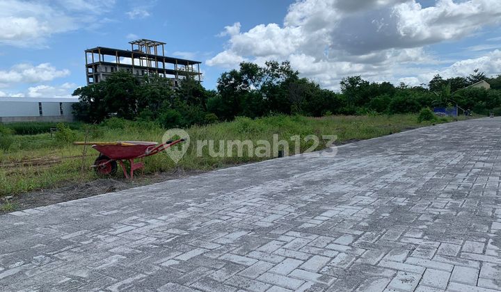 Tanah Trihanggo di Jl. Kabupaten, Dekat RS. Sardjito UGM Tanah Trihanggo di Jl. Kabupaten, Dekat RS. Sardjito UGM