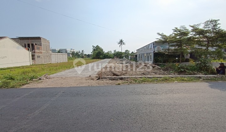 Final Edge Unit Near Wirobrajan Asphalt Jogja City: SHM P Final Edge Unit Near Wirobrajan Asphalt Jogja City: SHM P
