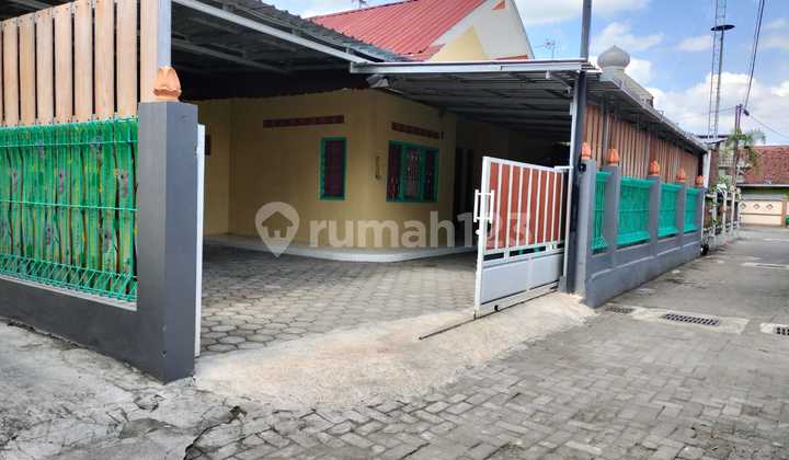 Rumah Kota Baru, Yogyakarta SHM dekat kantor balaikota timoho