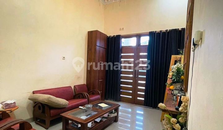 dijual Rumah ada gazebo seturan Caturtunggal, Yogyakarta 2