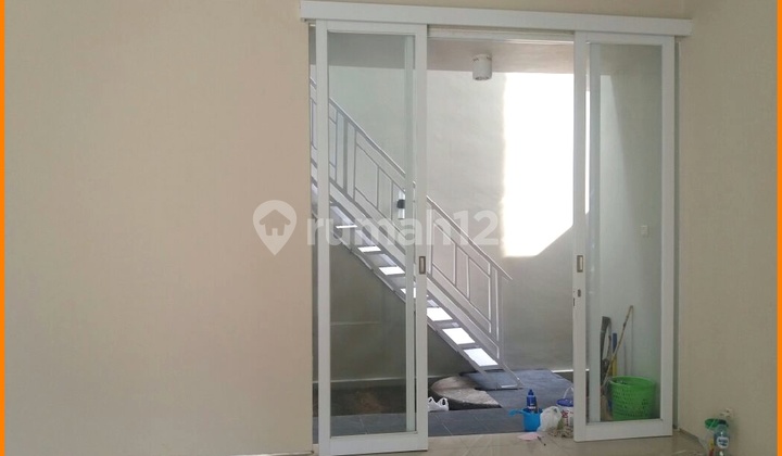 2 Lt View Kereta dan Sawah di Mejing Kidul Sleman