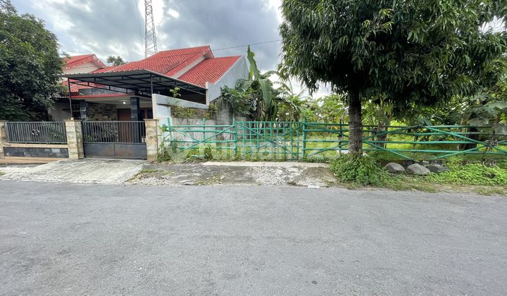 Tanah SHM di Condong Catur Sleman pinggir jalan kayen raya jl kaliurang km 7 utara kampus UGM