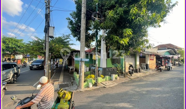 Pinggir Jalan Area Timoho Jogja HOOk 1