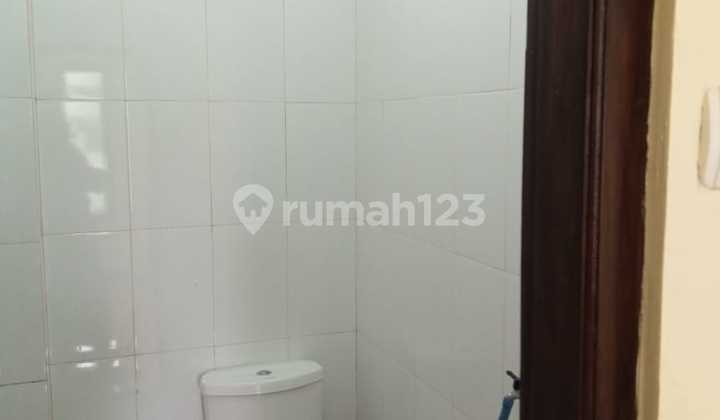 SHM House in Griya Tirta Amarta Housing, Padma Palagan Street, Ngaglik, Sleman 2