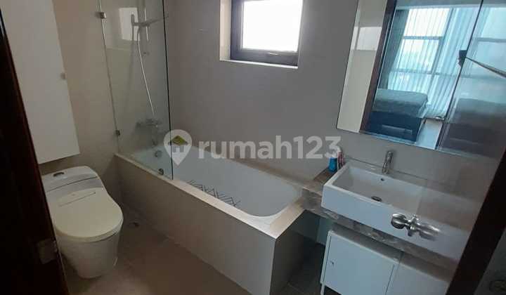 Apartement Casa Grande Residence 2 BR Good Furnished Luas Besar