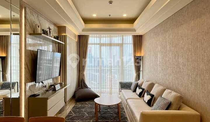 Apartemen South Hills 2 Bedroom Full Furnished