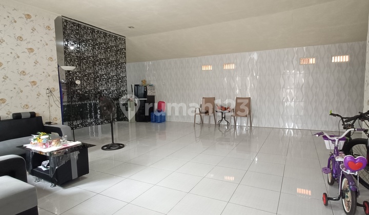 Rumah di Jalan Tanjung Raya 2, Pontianak 2
