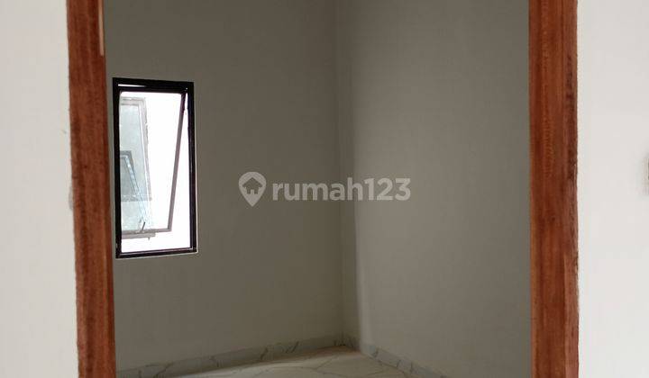 Rumah baru 1 lantai desain minimalis modern di dekat kota 5