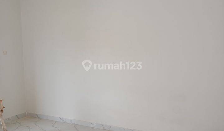 Rumah baru 1 lantai desain minimalis modern di dekat kota 6