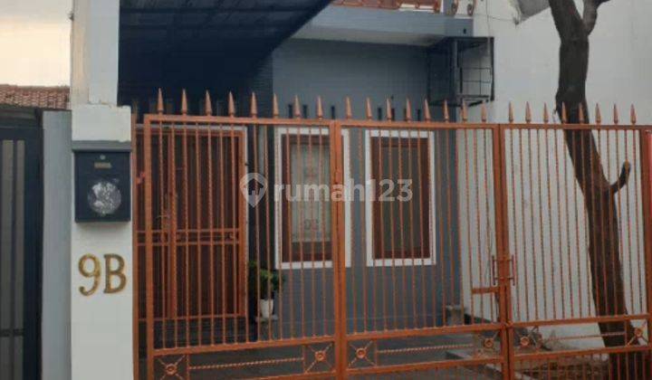 Rumah Unfurnished di Jl H Raya Gandaria selatan
kebayoran baru 
jakarta selatan, Kebayoran Baru 2