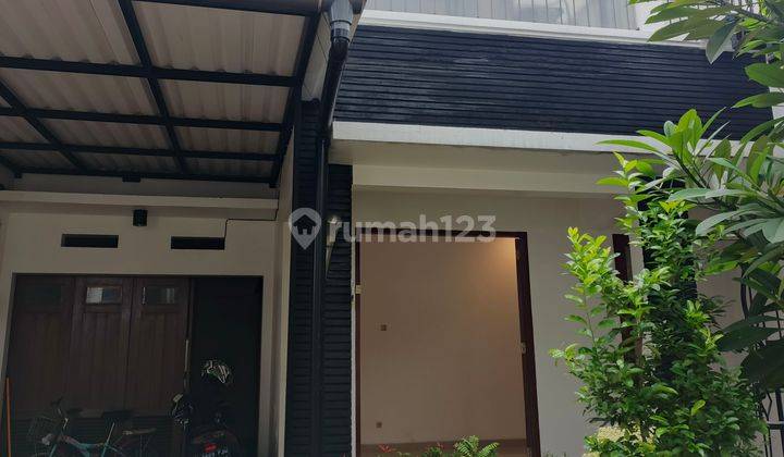 Di Sewakan Rumah Townhouse Pejaten Barat  1