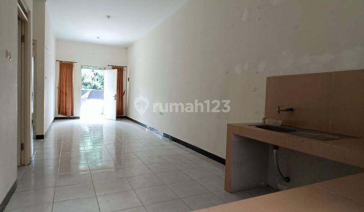 Rumah SEWA MURAH !!! blok favorite di taman kopo indah 8