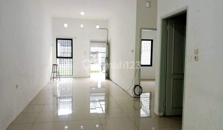 MURAH !!! LANGKAA !!! SEWA Rumah Baru di taman kopo indah 9