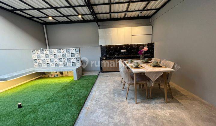 Rumah cantik dekat ikea di cluster kota baru parahyangan 2