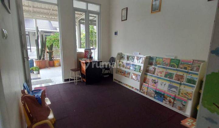 Langkaa !! Rumah Cantik Di Cluster Favorite  di Taman Kopo Indah 1