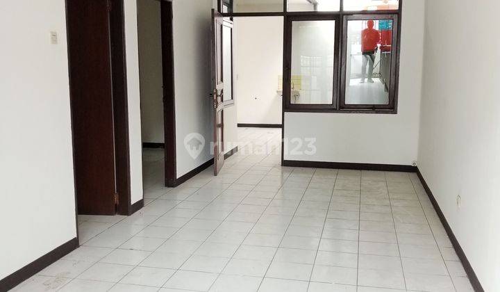 Rumah bagus minimalis 1 lantai SHM di taman kopo indah 1