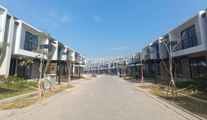 Rumah Baru 2 Lantai Di Kota Baru Parahyangan  2