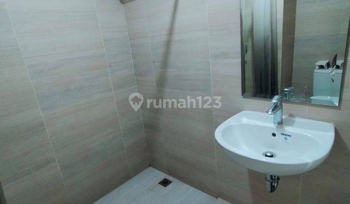 Dijual Apartemen cantik dengan view bagus di lokasi strategis, Alam Sutera 7